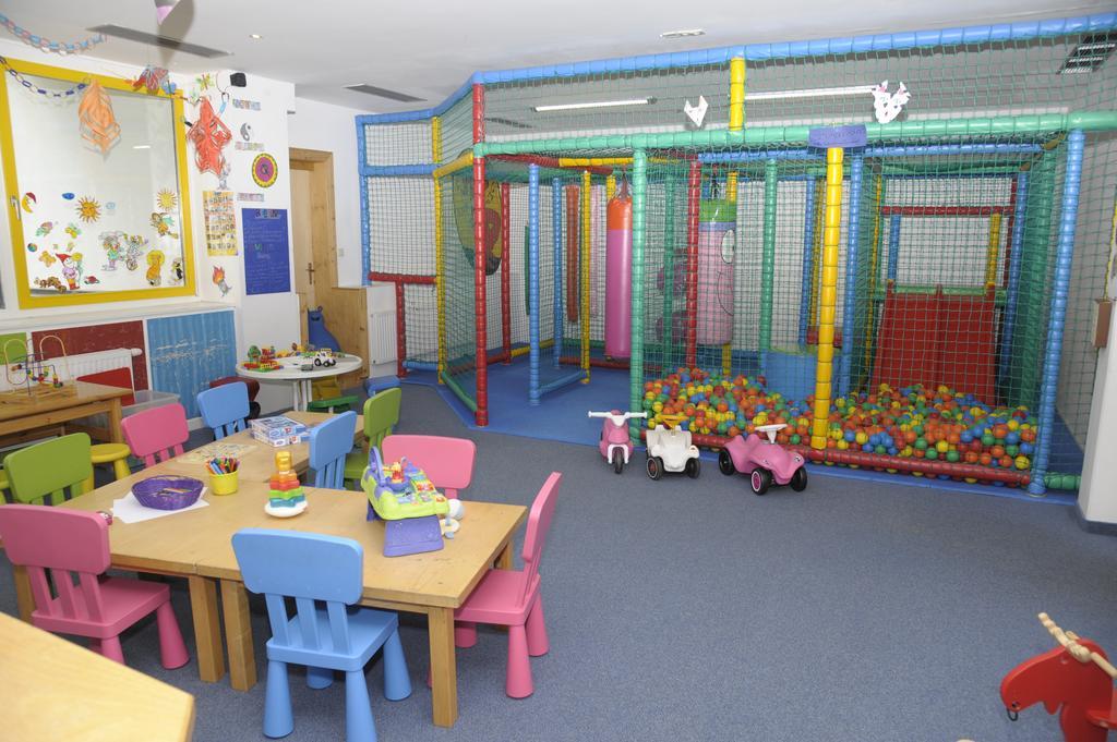 Kinder- Und Familienhotel Nockalm Innerkrems Kültér fotó